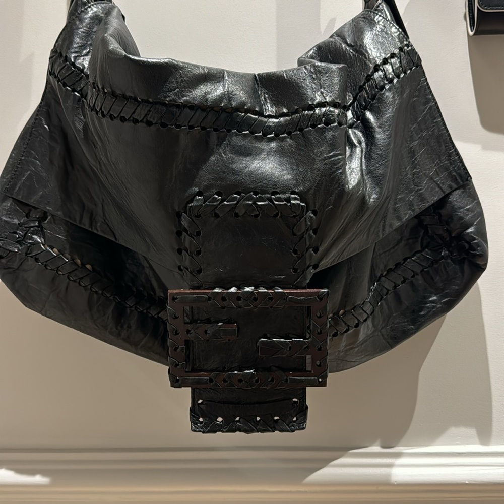 R À R E ... ❤️collectable❤️. Maxi Black Spring Fendi: Baguette Maxi, whipstitch - Picture 9 of 12